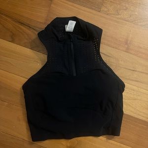 LuluLemon cropped workout tank